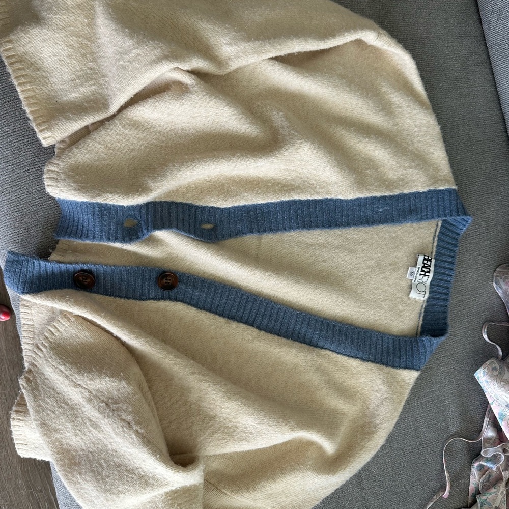 Judith sweater in whisper white beach riot size medium